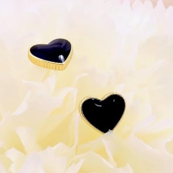 Women's 18K Gold Black Onyx Acrylic Heart Luxury Dainty Stud Earrings - Picture 2 of 6